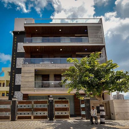 Hotel Luxury Collection Гургаон Экстерьер фото